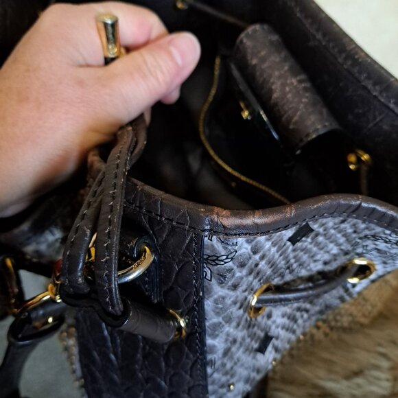 MCM Limited Edition Handbag - Picture 5 of 14